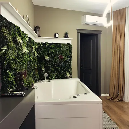 Grand Jnk Boutique Kukes