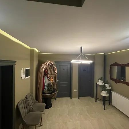 Grand Jnk Boutique