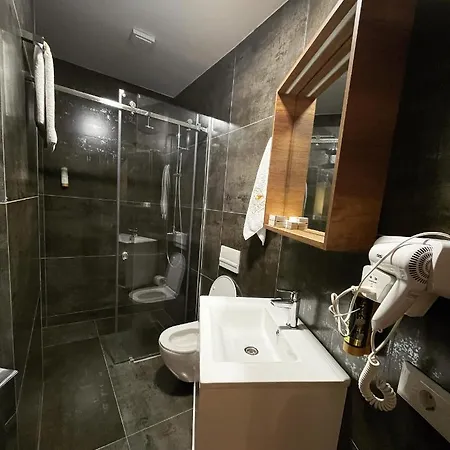 Grand Jnk Boutique Hotel Kukes