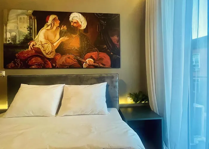 Grand Jnk Boutique Hotel *