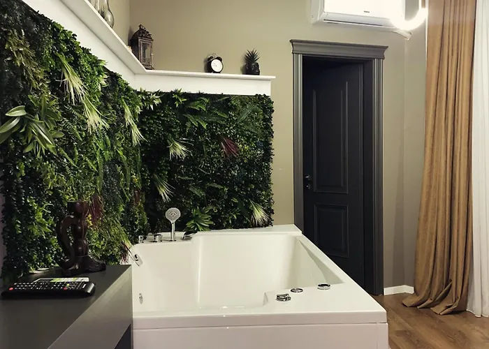 Grand Jnk Boutique Kukes