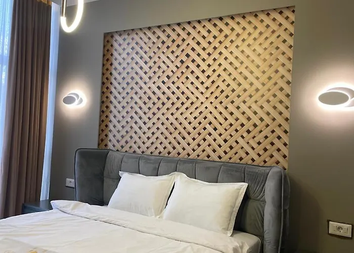 Grand Jnk Boutique Hotel